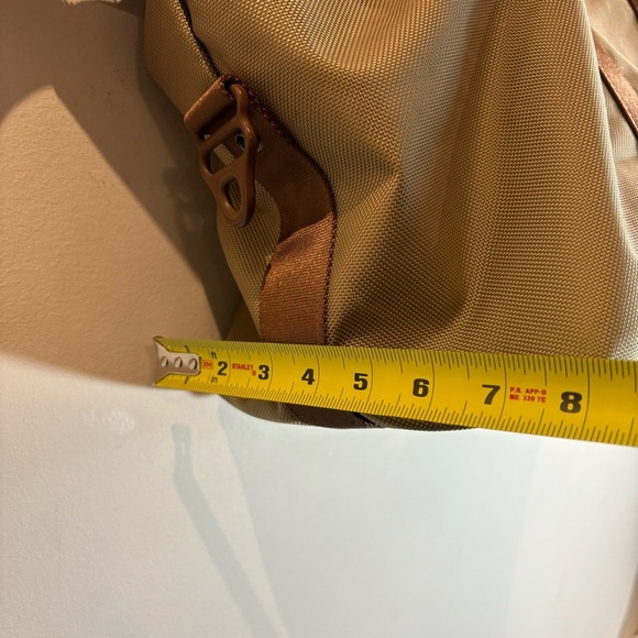 TUMI Large Overnight Bag With Black Shoulder Strap Lined Interior Pocket - Picture 5 of 16